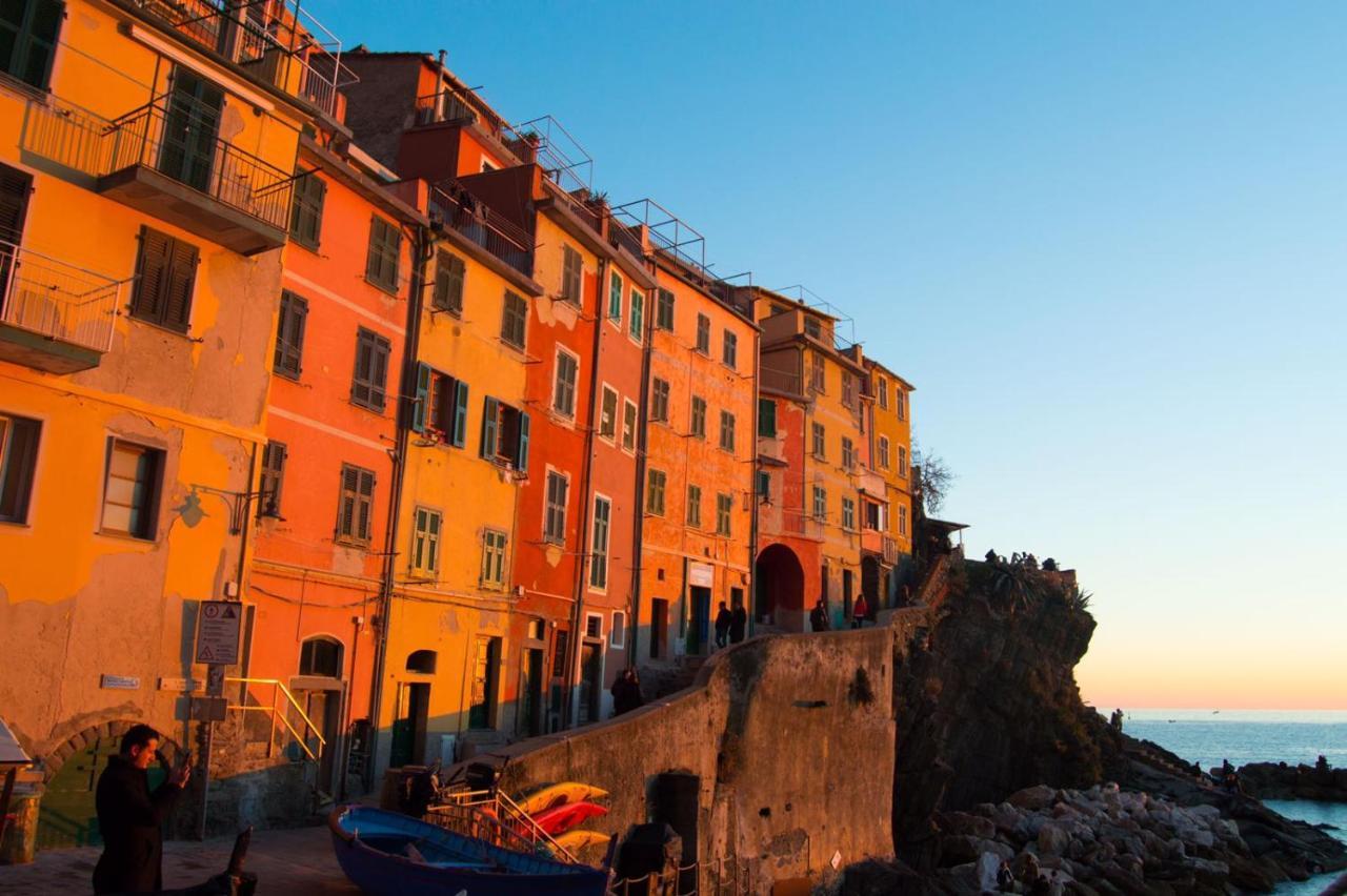 Una Finestra Sul Mare - Free Wi -Fi Riomaggiore Luaran gambar