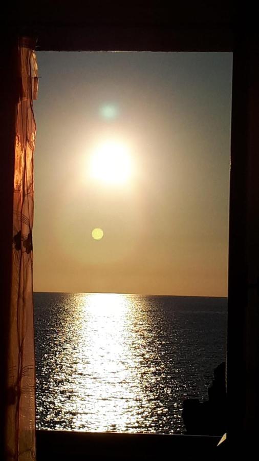 Una Finestra Sul Mare - Free Wi -Fi Riomaggiore Luaran gambar
